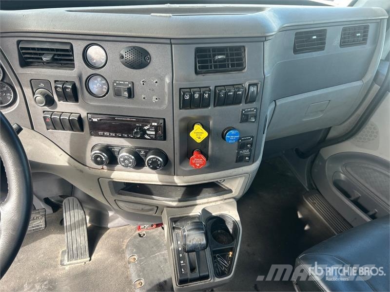 Peterbilt 579 4x2 S/A Day Cab Truck Tractor Traktorske jedinice