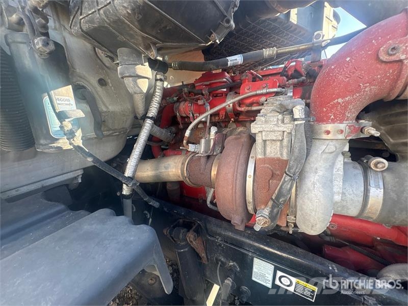 Peterbilt 579 4x2 S/A Day Cab Truck Tractor Sattelzugmaschinen