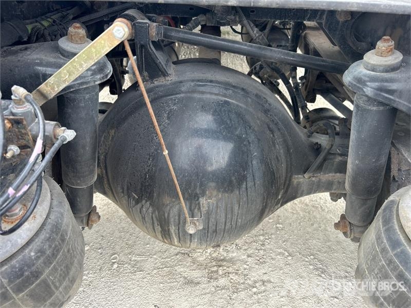 Peterbilt 579 4x2 S/A Day Cab Truck Tractor وحدات الجر