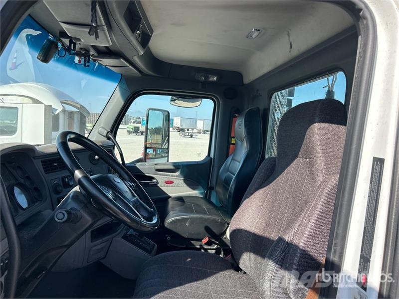 Peterbilt 579 4x2 S/A Day Cab Truck Tractor Motrici e Trattori Stradali
