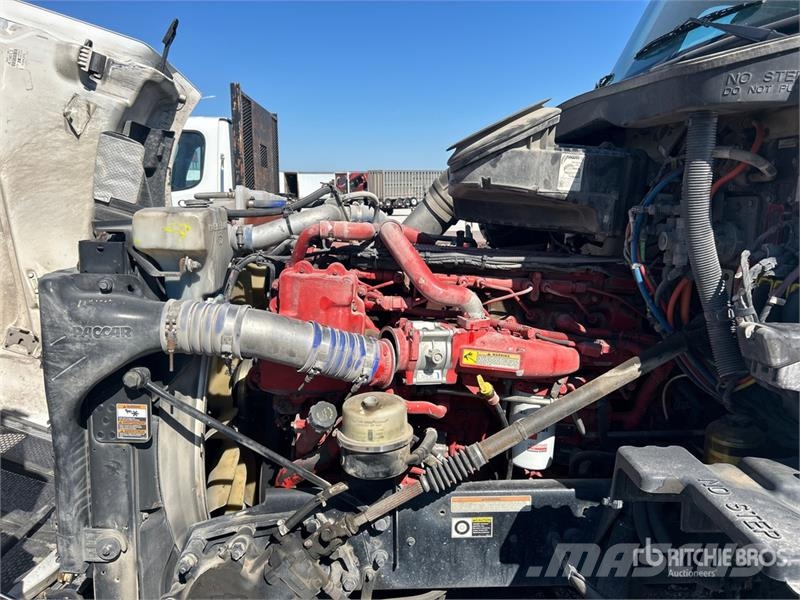 Peterbilt 579 4x2 S/A Day Cab Truck Tractor Trekkvogner