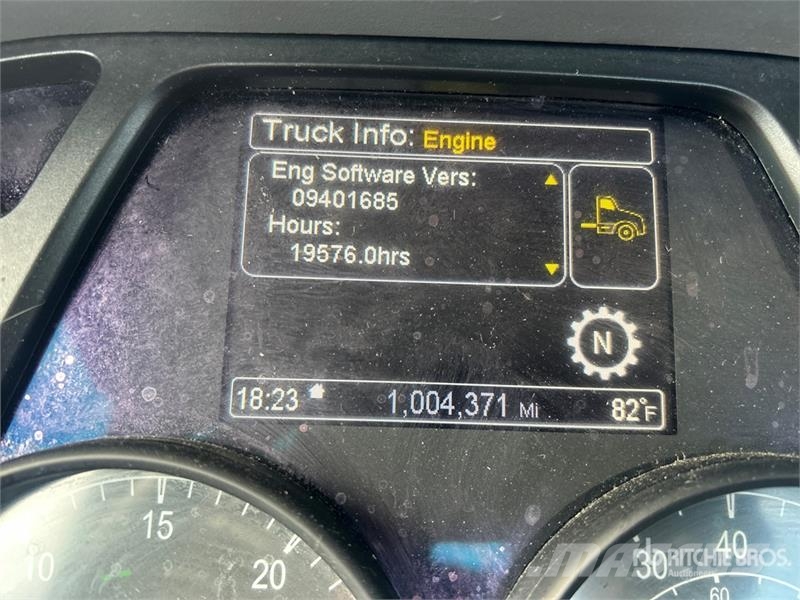 Peterbilt 579 4x2 S/A Day Cab Truck Tractor Traktorske jedinice