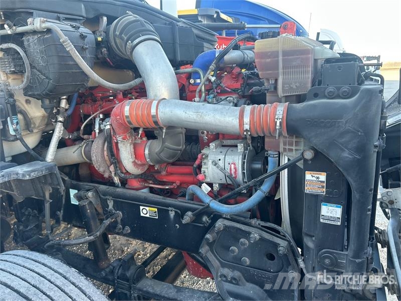 Peterbilt 579 4x2 S/A Day Cab Truck Tractor Prime Movers