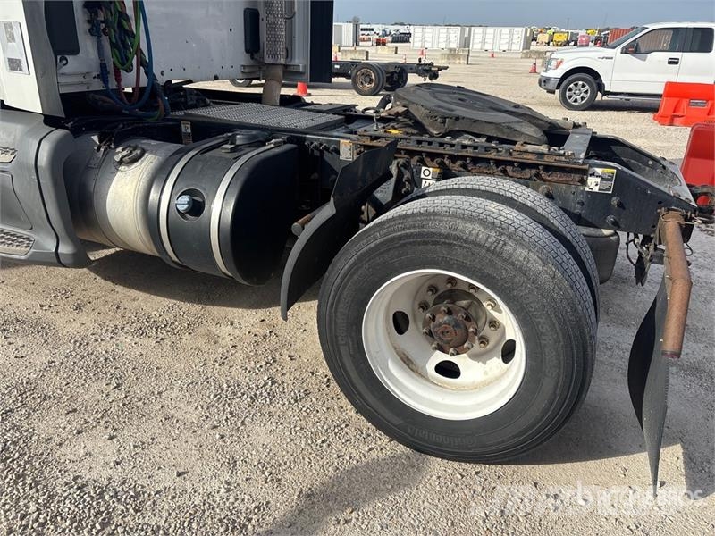 Peterbilt 579 4x2 S/A Day Cab Truck Tractor Sattelzugmaschinen