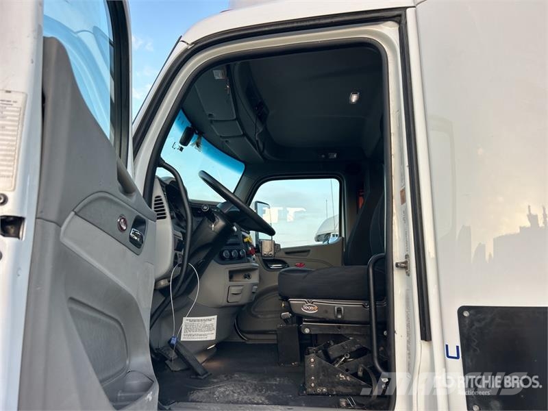 Peterbilt 579 6x4 T/A Day Cab Truck Tractor Tractores (camiões)
