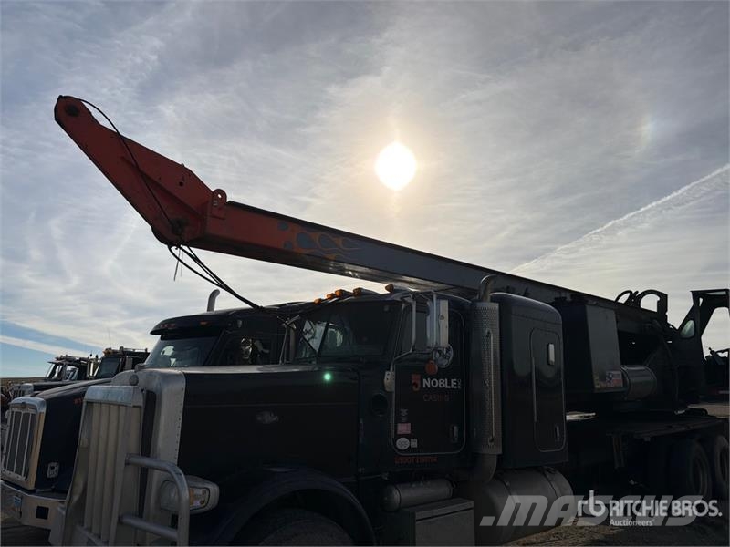 Peterbilt MHD-90 on Peterbilt 388 6x4 Drill Truck (Inoperab Camion foreuse