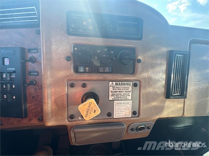 Peterbilt on Peterbilt 335 6x4 Sewer Cleaner Truck Camiones aspiradores/combi