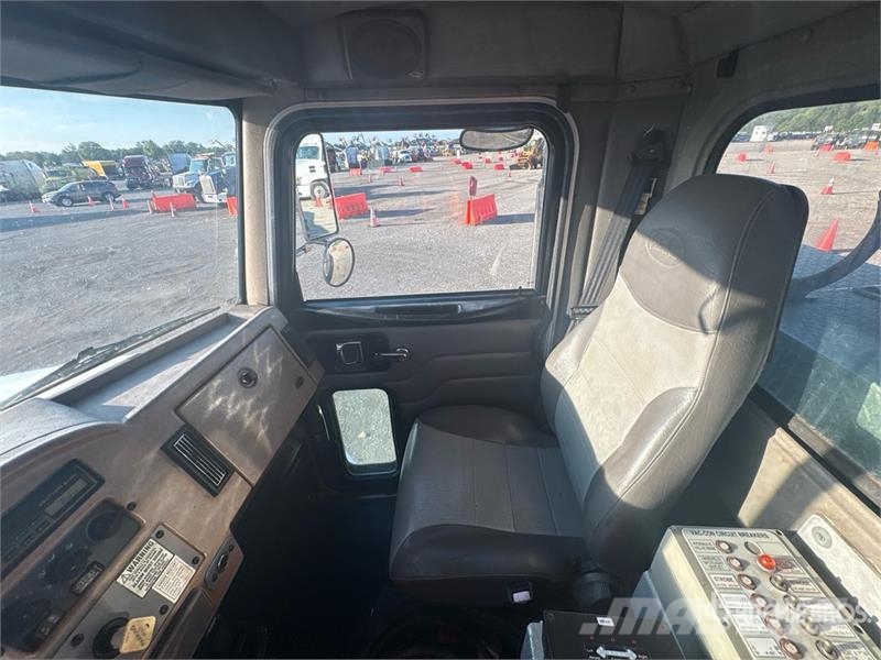 Peterbilt on Peterbilt 335 6x4 Sewer Cleaner Truck Camiones aspiradores/combi