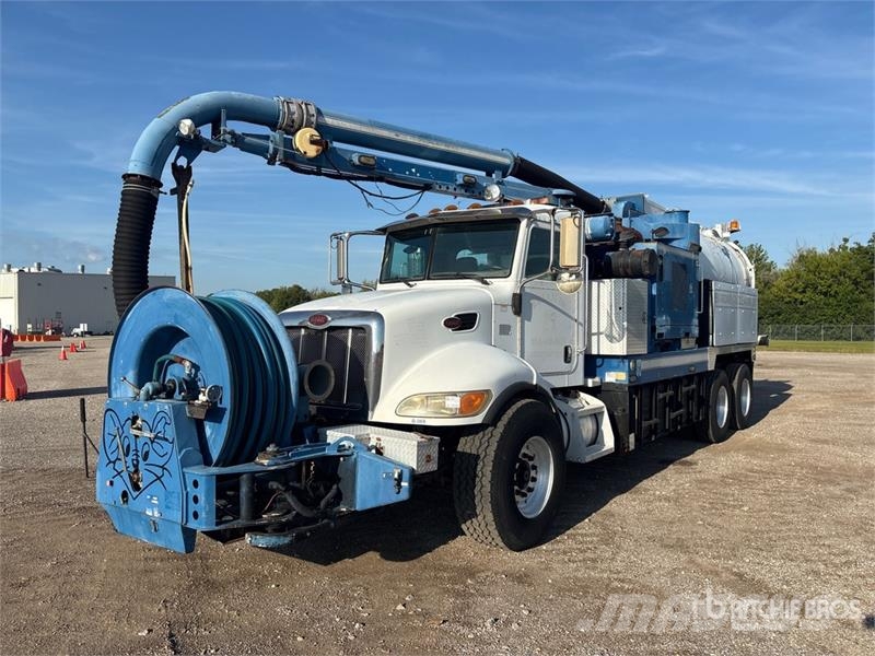 Peterbilt on Peterbilt 335 6x4 Sewer Cleaner Truck Vákuum teherautok