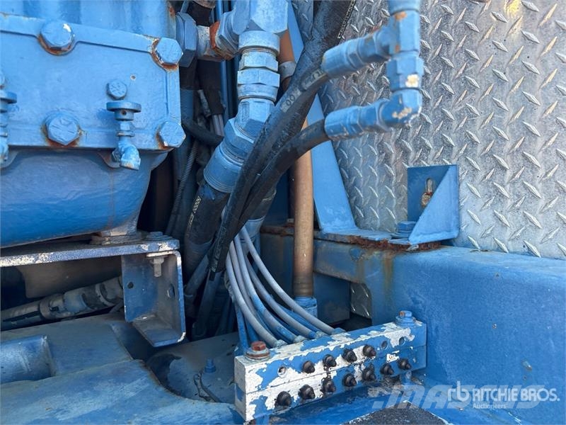 Peterbilt on Peterbilt 335 6x4 Sewer Cleaner Truck Camiones aspiradores/combi