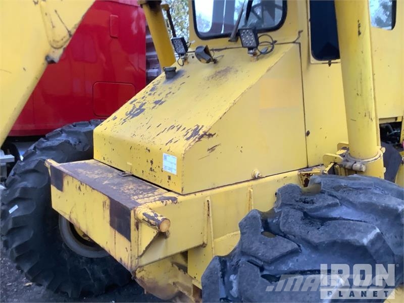 Pettibone 104-C Telehandler مناولات متداخلة