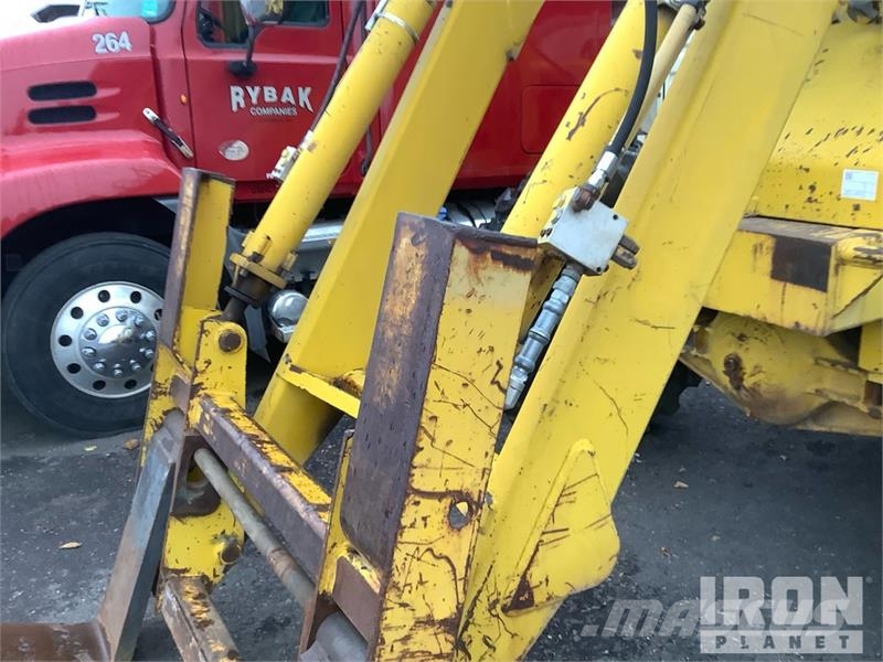 Pettibone 104-C Telehandler مناولات متداخلة