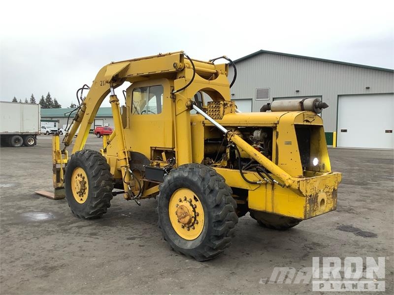 Pettibone 104-C Telehandler مناولات متداخلة