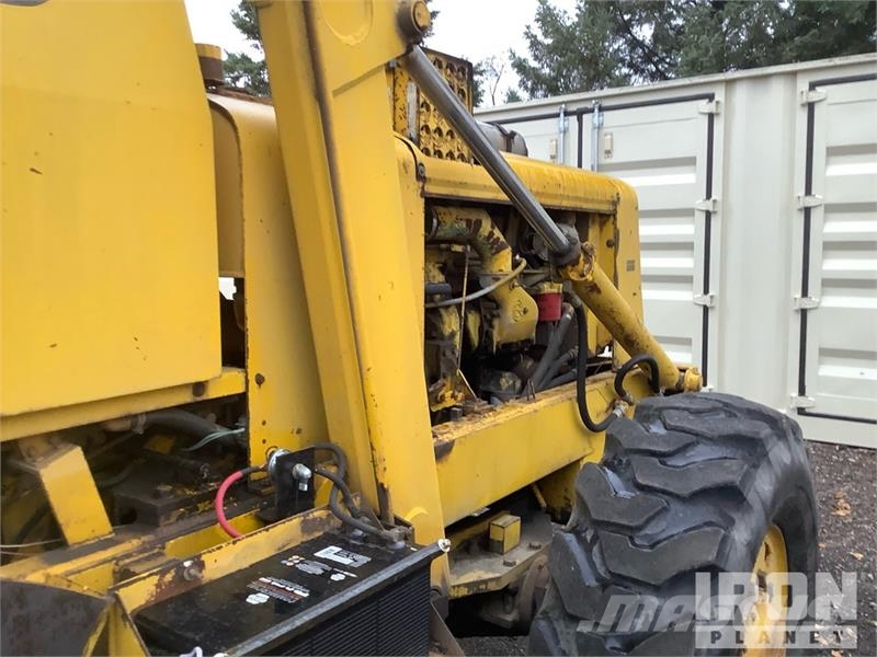 Pettibone 104-C Telehandler مناولات متداخلة