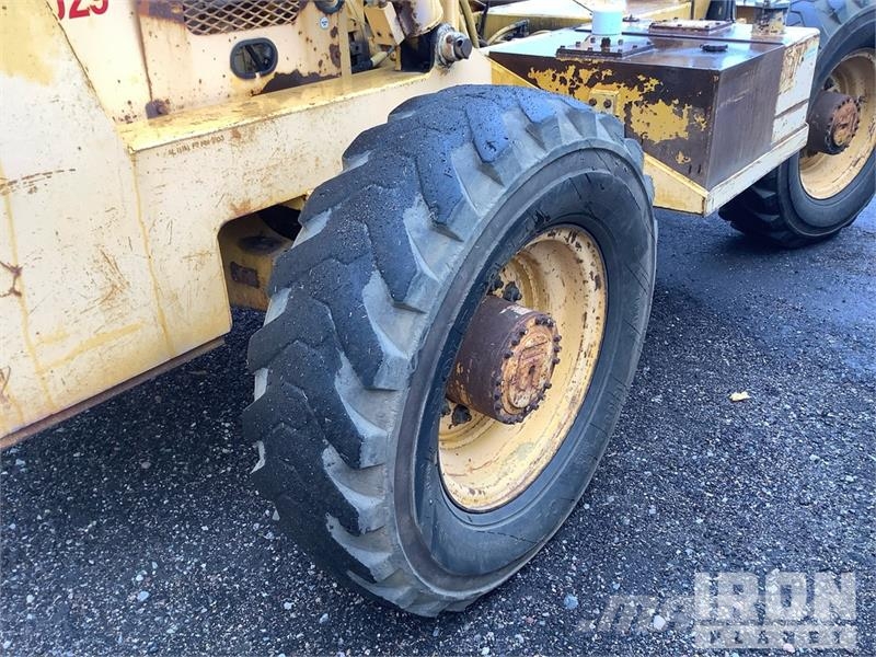 Pettibone B-66-D Telehandler Telescopic handlers