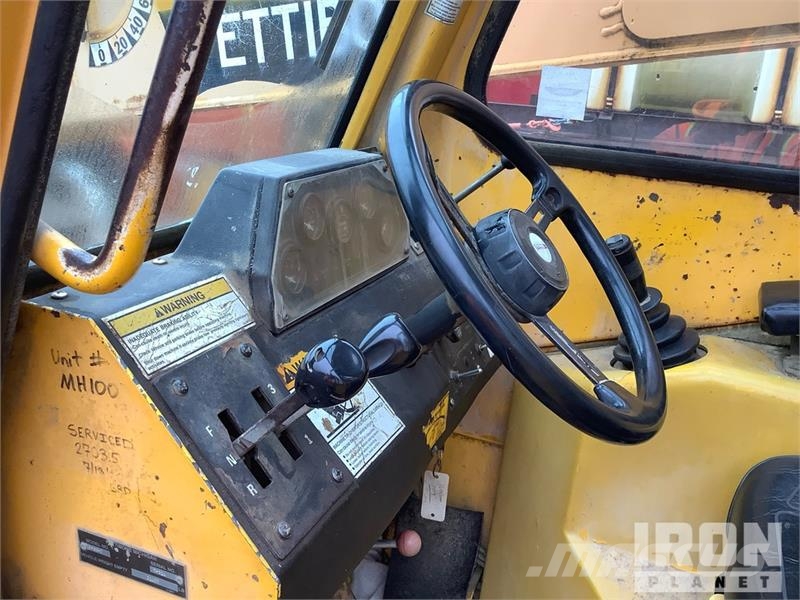 Pettibone B-66-D Telehandler Telescopic handlers