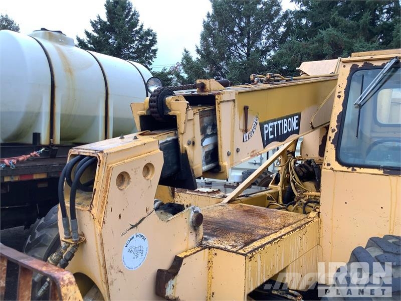 Pettibone B-66-D Telehandler Telescopic handlers