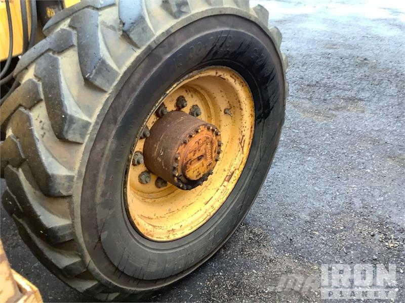 Pettibone B-66-D Telehandler Telescopic handlers