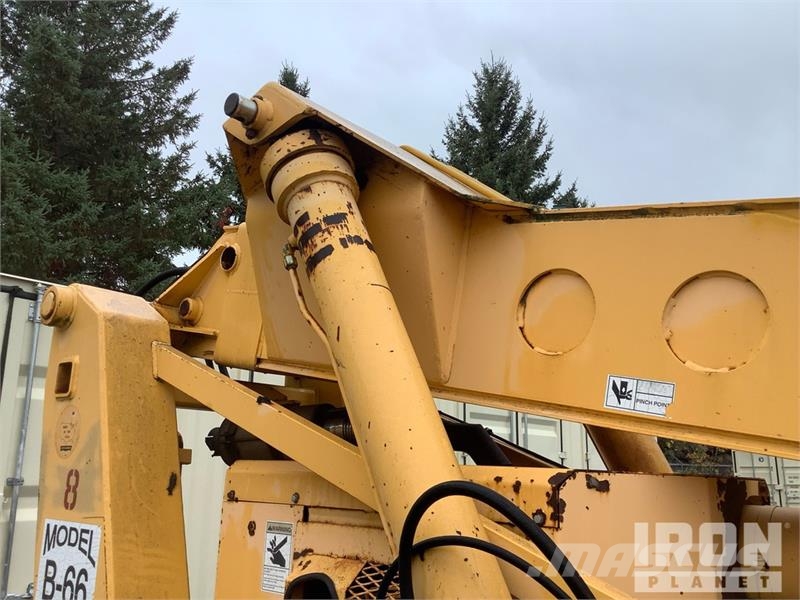 Pettibone B-66-D Telehandler Telescopic handlers