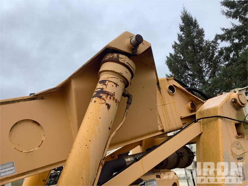 Pettibone B-66-D Telehandler Telescopic handlers