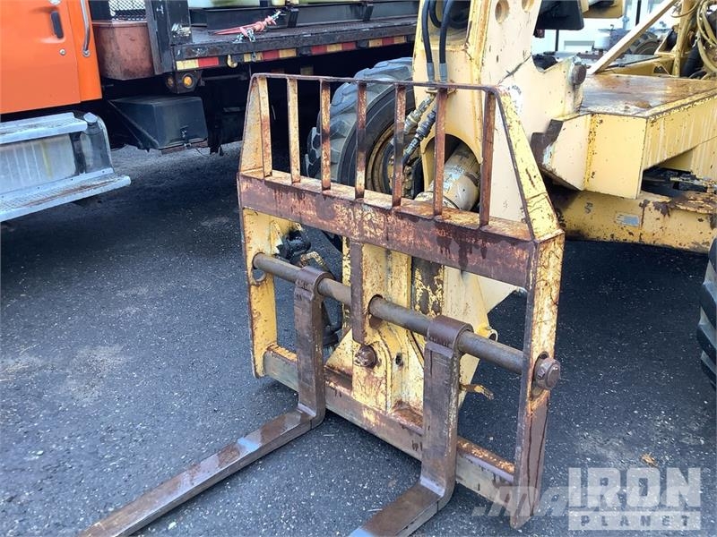 Pettibone B-66-D Telehandler Telescopic handlers