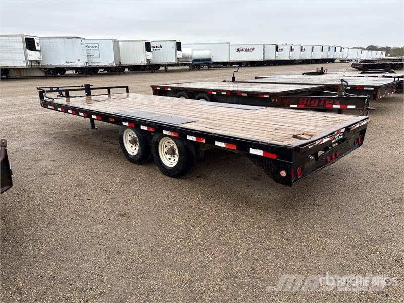 PJ Trailers Trailers 20 ft T/A Flatbed Trailer Бордови