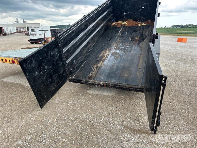 PJ Trailers Trailers DM162 16 ft T/A T/A Gooseneck Du مقطورات قلابة