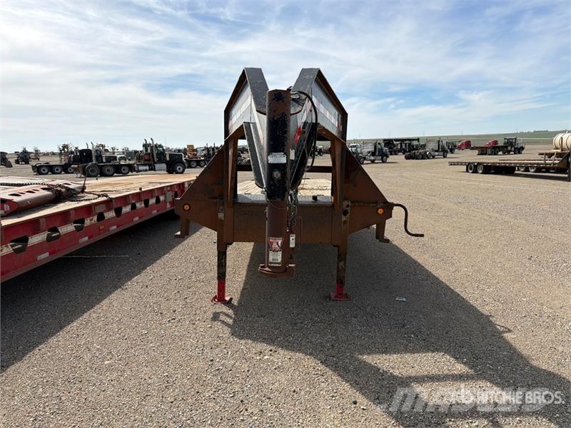 PJ Trailers Trailers D7142 32 ft T/A Gooseneck Equipm Autotreilerid