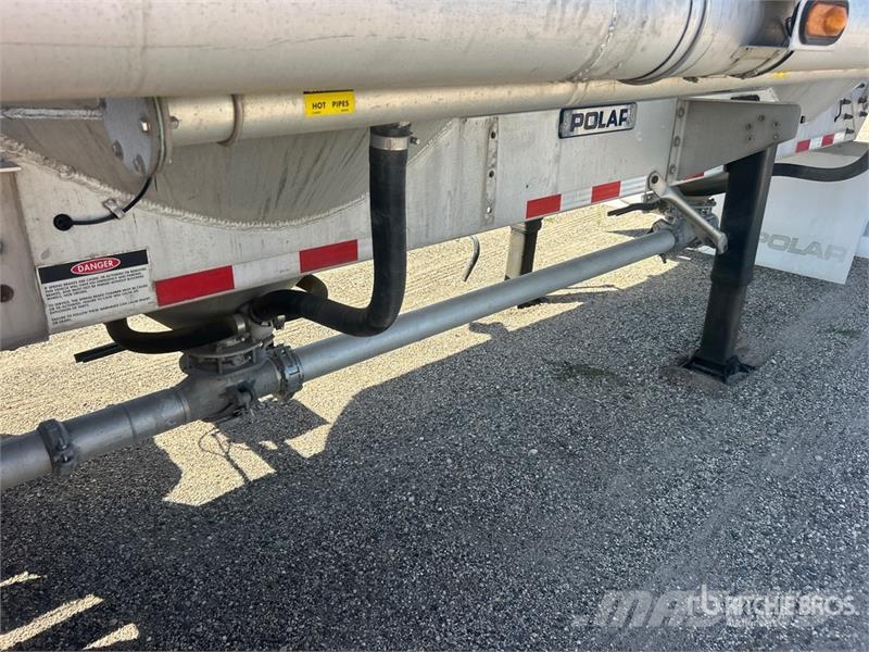 Polar 840 gal Tri/A Pneumatic Bulk Trailer Outros Reboques