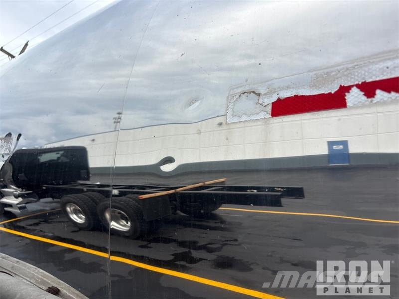 Polar Tank 7000 gal T/A Tanker Trailer Autocisternas