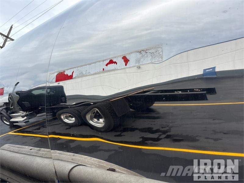 Polar Tank 7000 gal T/A Tanker Trailer Autocisternas