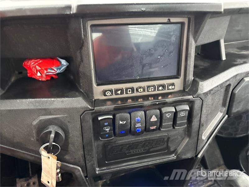 Polaris General 4x4 Utility Vehicle 多用途機械