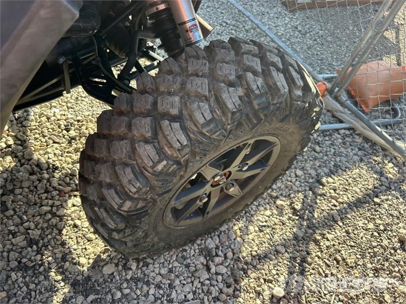 Polaris General 4x4 Utility Vehicle Коммунальные машины