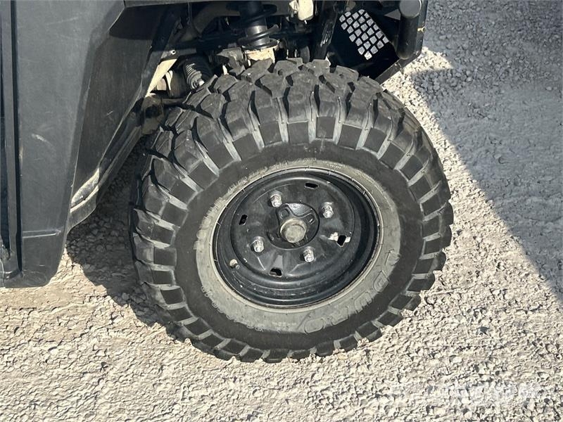 Polaris XD 4000G 4x4 Utility Vehicle ماكينات منفعة عامة