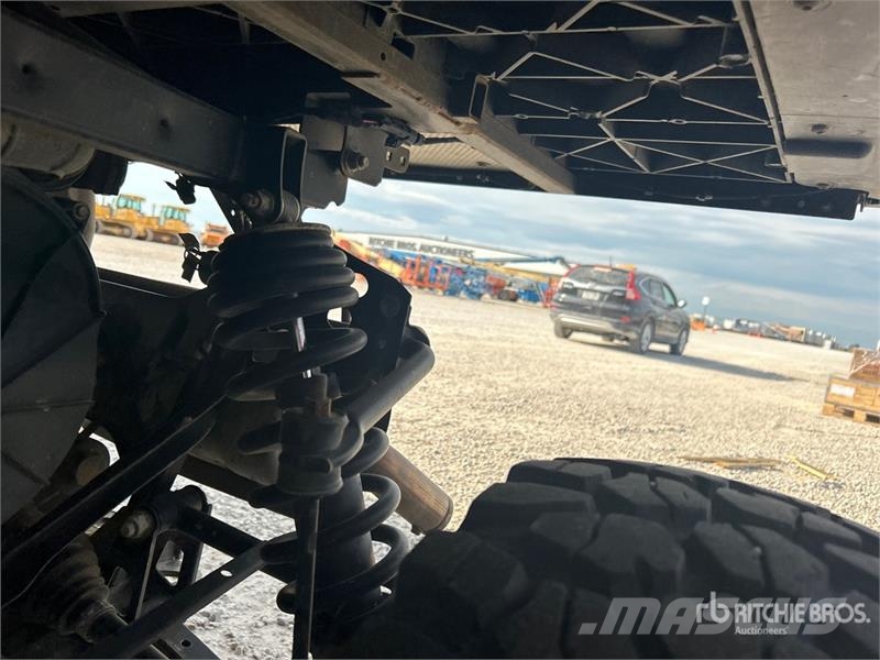 Polaris XD 4000G 4x4 Utility Vehicle ماكينات منفعة عامة