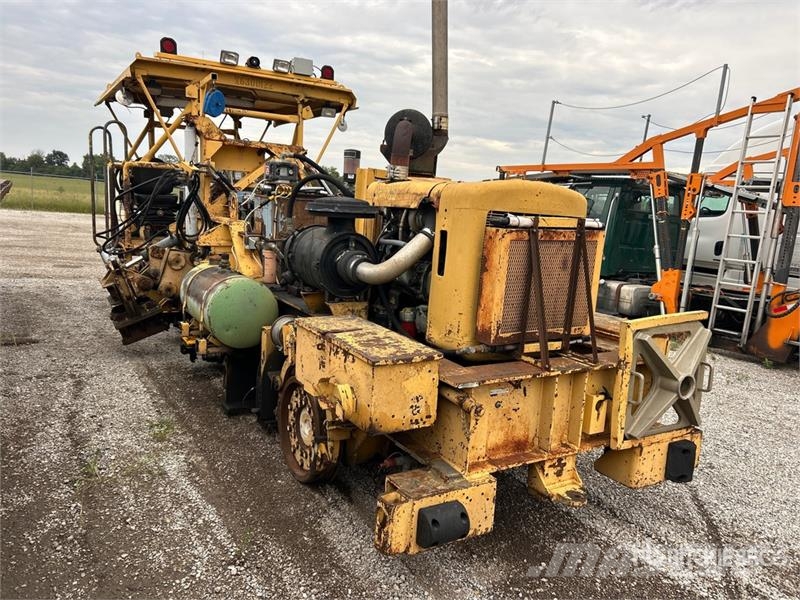  Portec RMC 305B Tie Knock Out Machine مقطورات أخرى