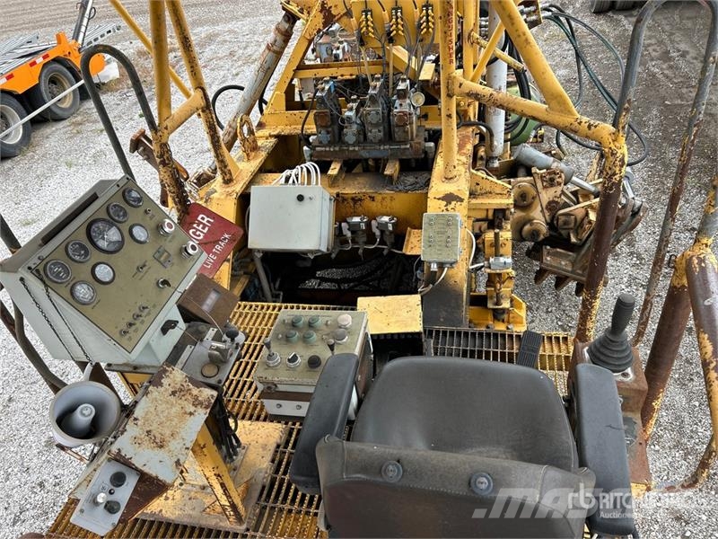  Portec RMC 305B Tie Knock Out Machine مقطورات أخرى