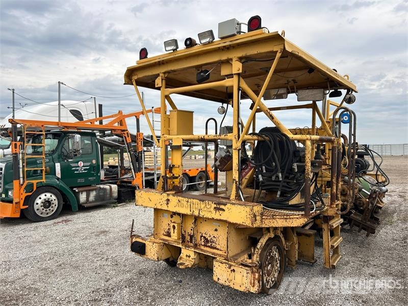  Portec RMC 305B Tie Knock Out Machine مقطورات أخرى