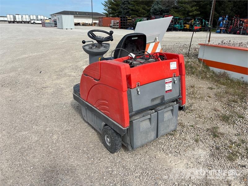 Power Boss Boss Apex 47 Ride-On Floor Sweeper Otros equipos para cosecha