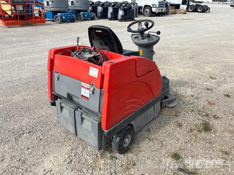 Power Boss Boss Apex 47 Ride-On Floor Sweeper Otros equipos para cosecha