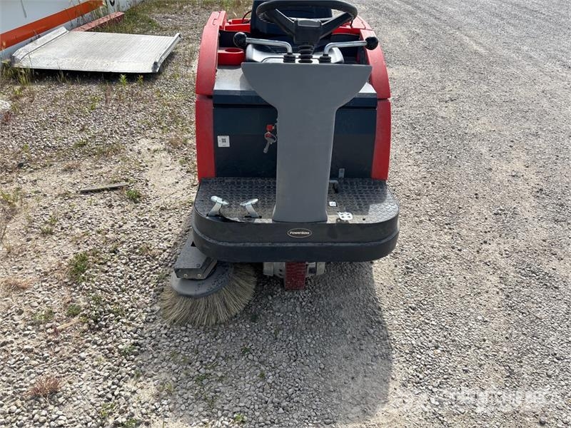 Power Boss Boss Apex 47 Ride-On Floor Sweeper Otros equipos para cosecha