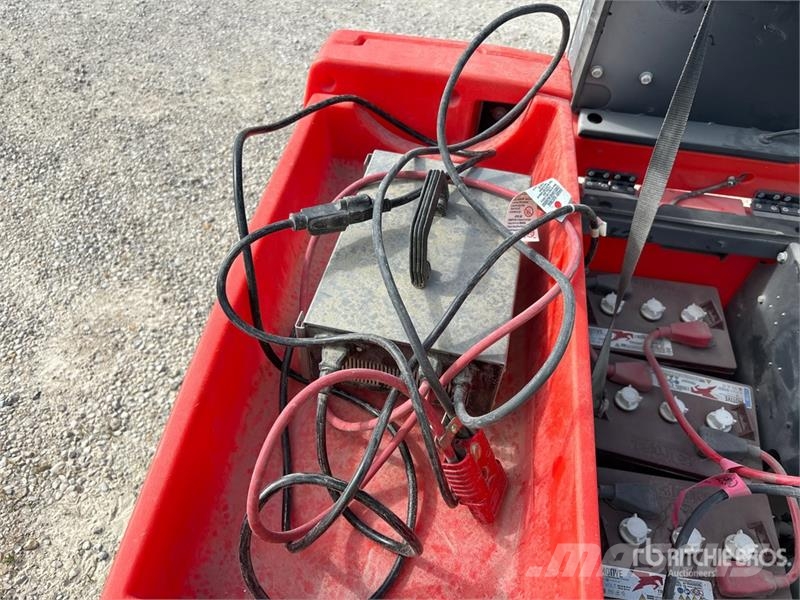 Power Boss Boss Apex 47 Ride-On Floor Sweeper Otros equipos para cosecha