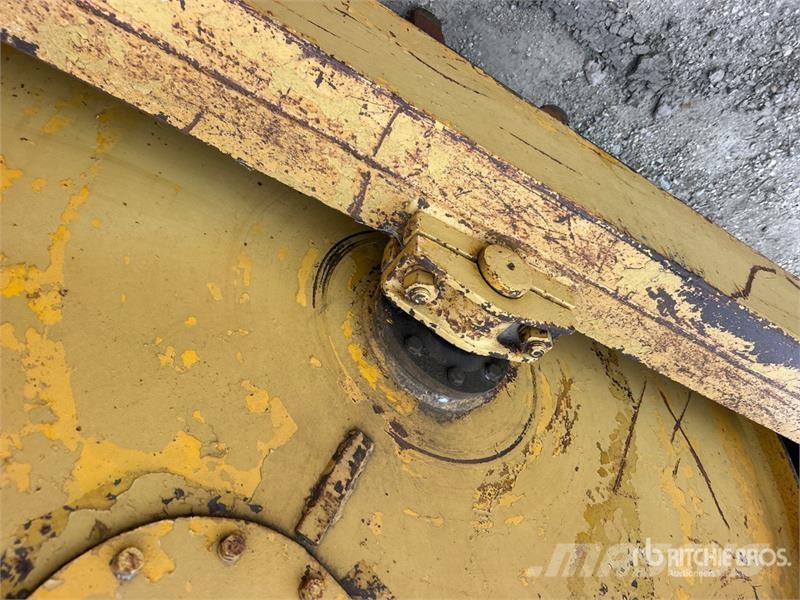 Pull Behind Compactor Towed vibratory rollers