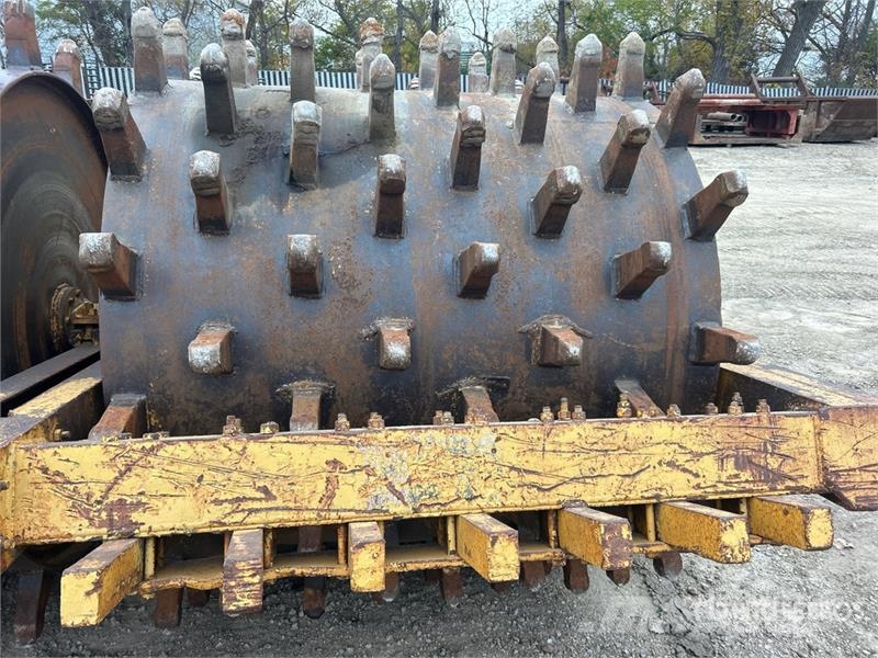 Pull Behind Compactor Towed vibratory rollers