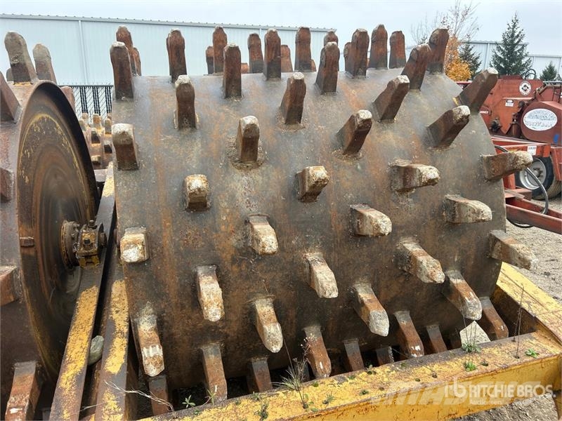 Pull Behind Compactor Towed vibratory rollers