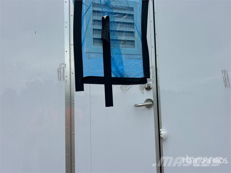 Qingdao TN-T10 9 ft 2 in x 5 ft 9 in 2 Person Portable S/A Overige componenten