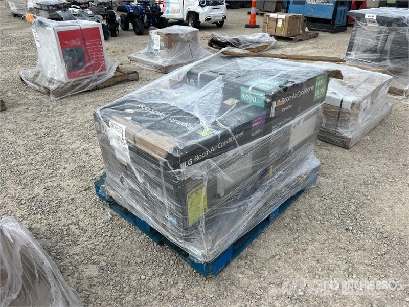  Quantity of (1) 18000 BTU (1) 12000 BTU Air Condit Varme og tining utstyr
