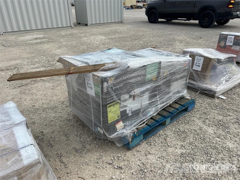  Quantity of (1) 18000 BTU (1) 12000 BTU Air Condit Varme og tining utstyr