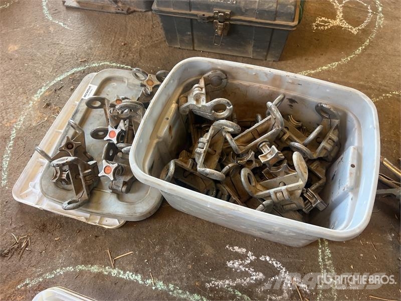 Quantity of 1/2 in - 1 in Electric Fuse Coupling C Other components