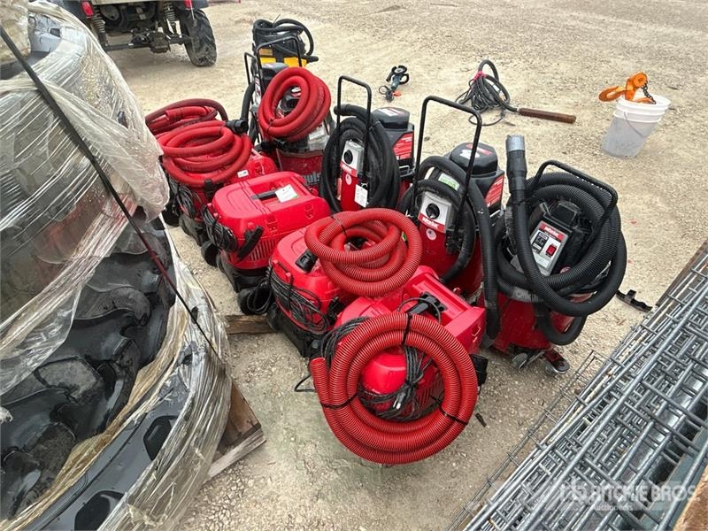 Quantity of (10) Dust Collector 其他